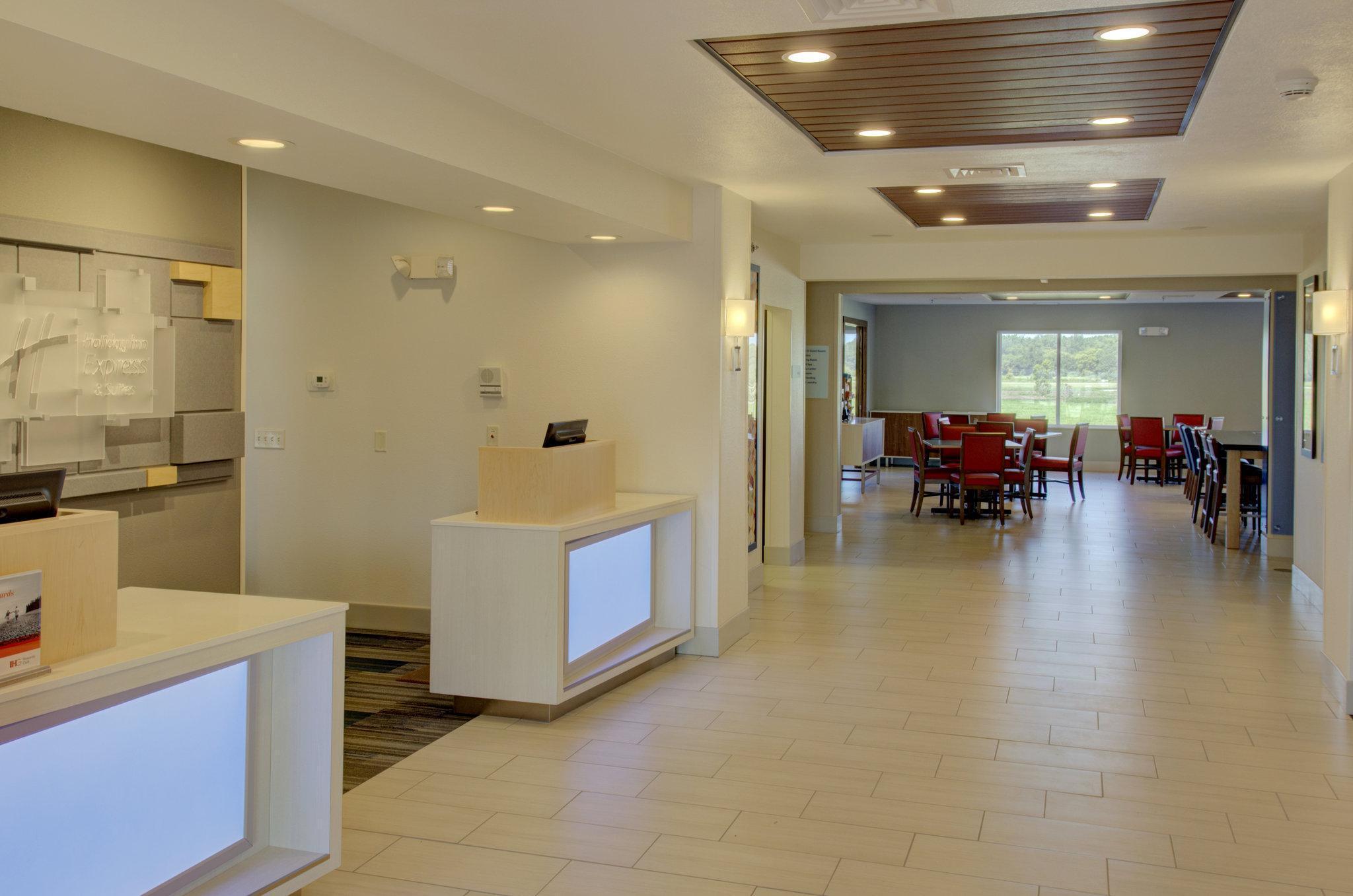 Holiday Inn Express & Suites Le Mars By Ihg Buitenkant foto