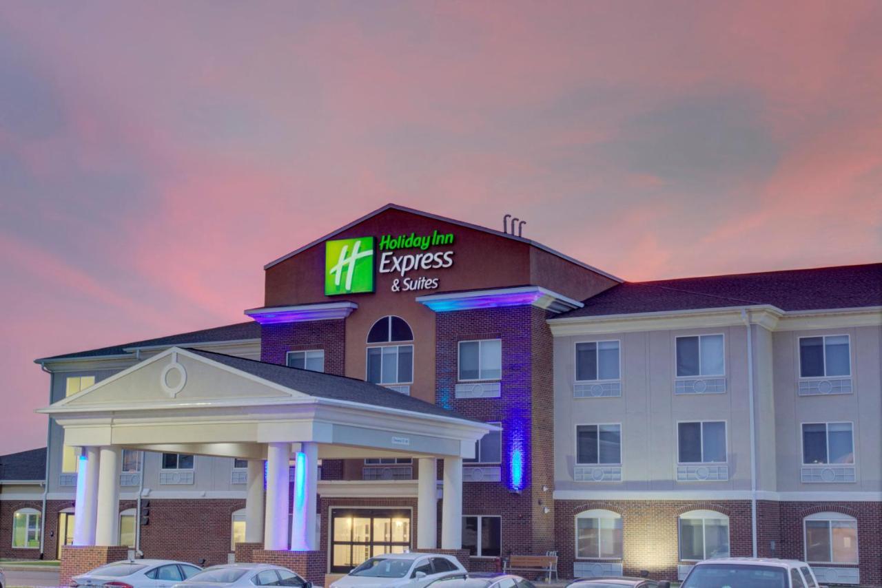Holiday Inn Express & Suites Le Mars By Ihg Buitenkant foto