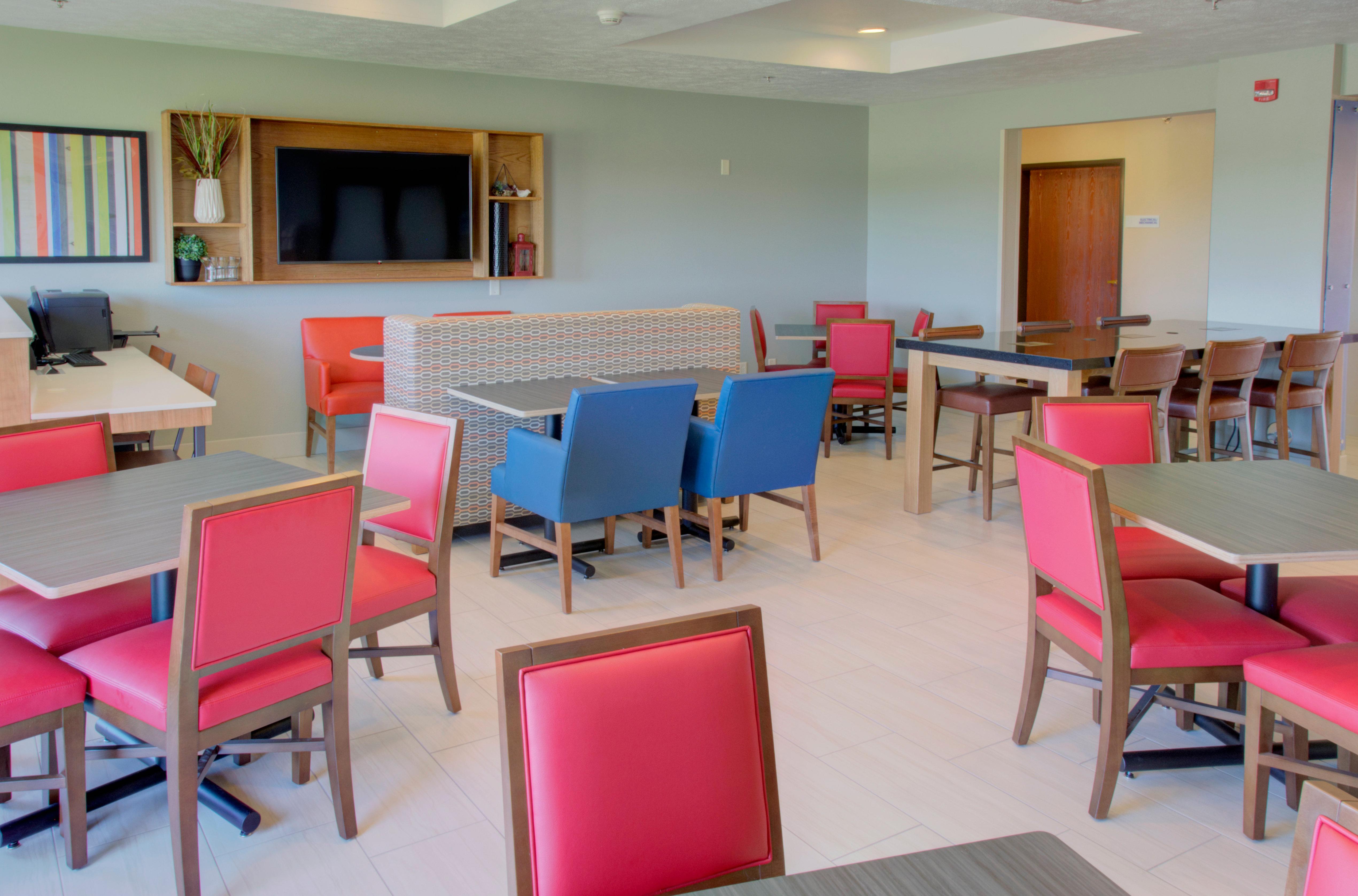 Holiday Inn Express & Suites Le Mars By Ihg Buitenkant foto