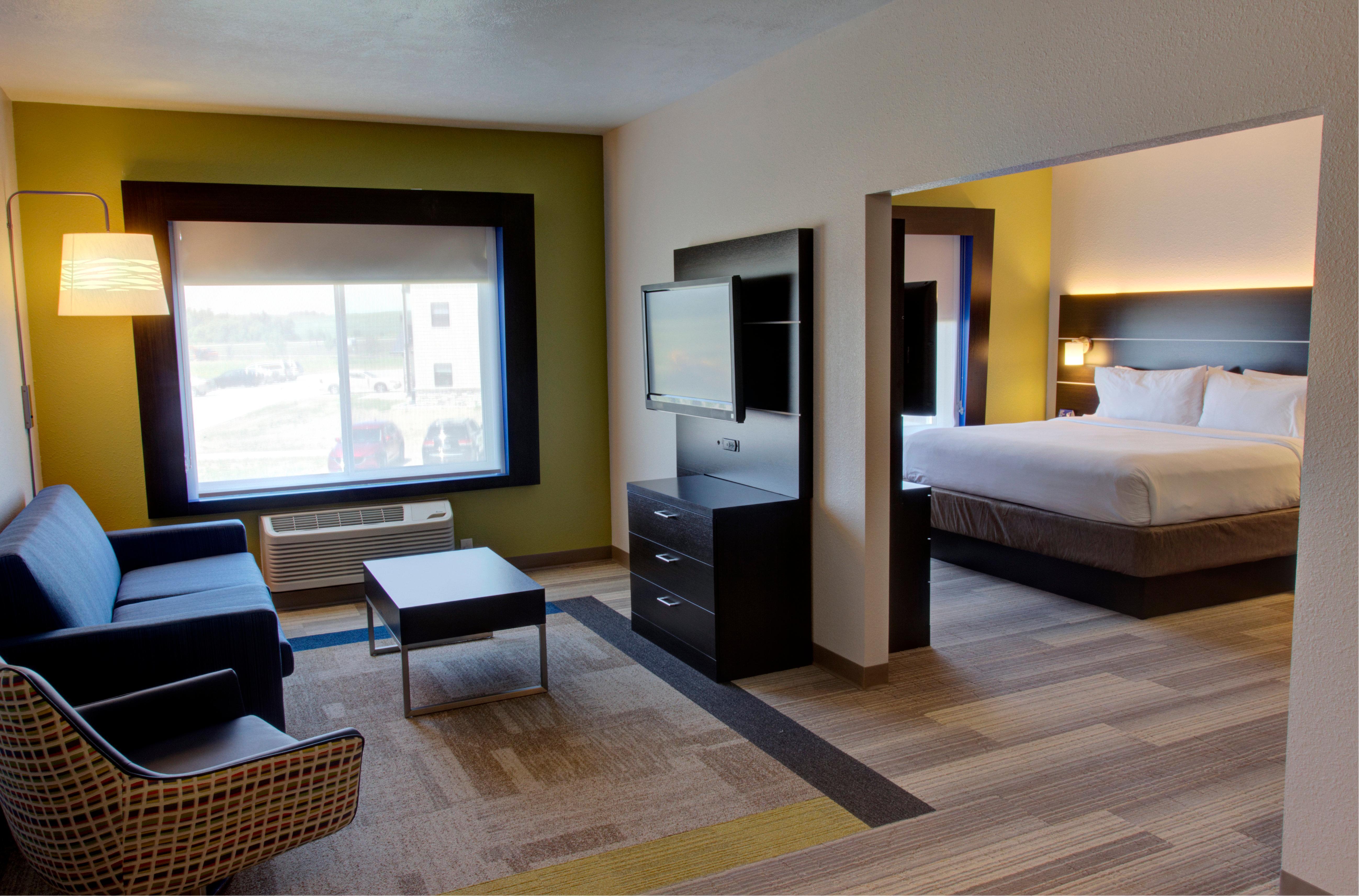 Holiday Inn Express & Suites Le Mars By Ihg Buitenkant foto