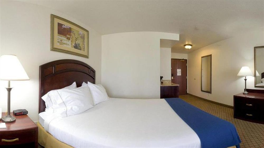 Holiday Inn Express & Suites Le Mars By Ihg Buitenkant foto