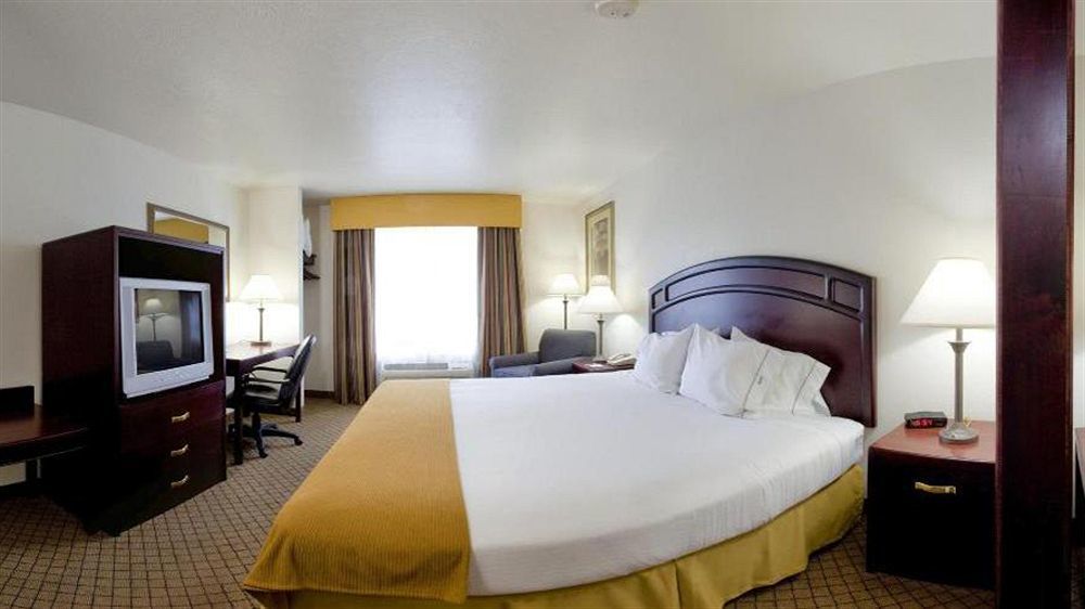Holiday Inn Express & Suites Le Mars By Ihg Buitenkant foto
